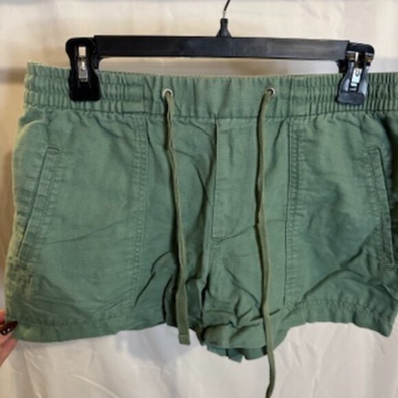 GAP Green Drawstring Casual Shorts – Size L - Picture 1 of 2